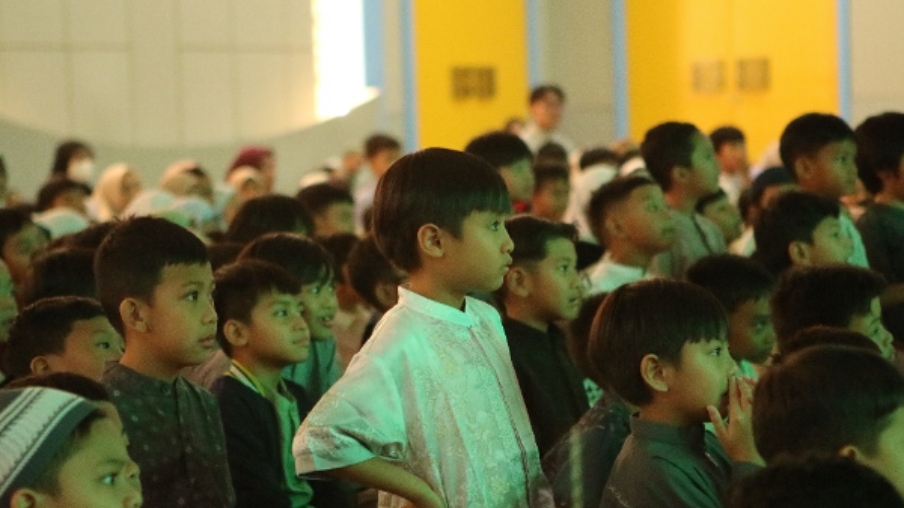 Momen kegiatan Isra Mi'raj di SD Nizamia Andalusia : Drama Hadiah Shalat dari Langit (2)