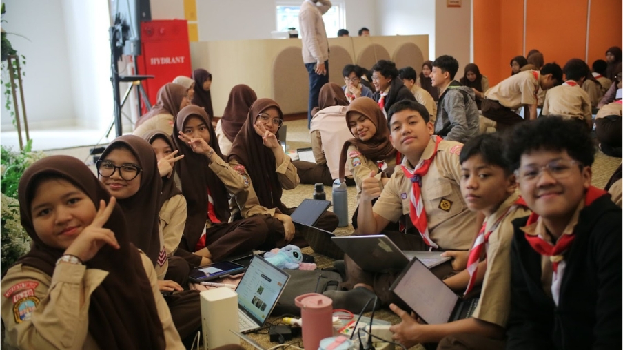 Grade 8 - Big Unit: Tradition | Theme: Traditions in Focus: Exploring Culture Through Storytelling and Magazine Creation